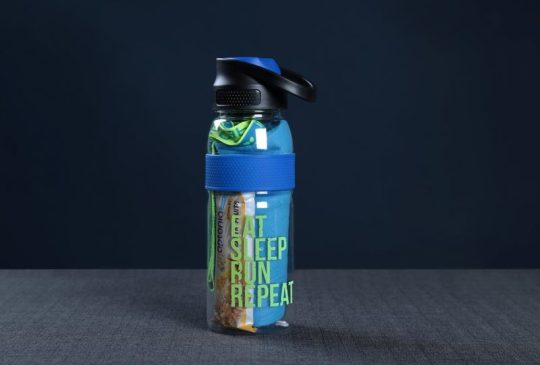 Набор бутылка для воды, энергетический батончик, полотенце — EAT  SLEEP  RUN  REPEAT, арт. BLB-041