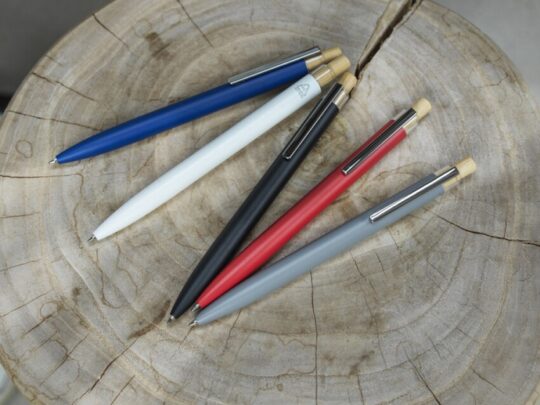 Nooshin шариковая ручка из переработанного алюминия, синие чернила — Черный (синие чернила), арт. 029298603